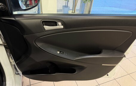 Hyundai Solaris II рестайлинг, 2011 год, 657 000 рублей, 16 фотография