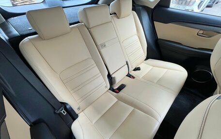 Lexus NX I, 2015 год, 2 499 000 рублей, 14 фотография
