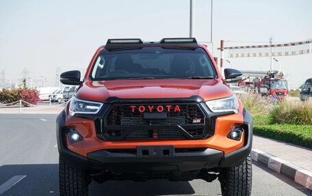 Toyota Hilux VIII, 2024 год, 6 000 000 рублей, 5 фотография