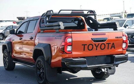 Toyota Hilux VIII, 2024 год, 6 000 000 рублей, 2 фотография