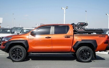 Toyota Hilux VIII, 2024 год, 6 000 000 рублей, 4 фотография