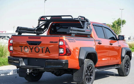 Toyota Hilux VIII, 2024 год, 6 000 000 рублей, 7 фотография