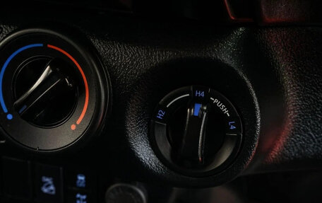 Toyota Hilux VIII, 2024 год, 6 000 000 рублей, 16 фотография