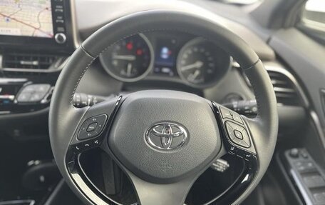 Toyota C-HR I рестайлинг, 2022 год, 1 965 000 рублей, 7 фотография