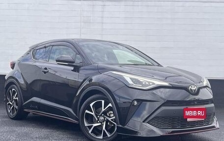 Toyota C-HR I рестайлинг, 2022 год, 1 965 000 рублей, 2 фотография