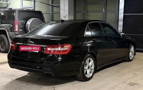 Mercedes-Benz E-Класс, 2011 год, 1 700 000 рублей, 4 фотография