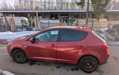 SEAT Ibiza IV рестайлинг 2, 2011 год, 350 000 рублей, 12 фотография