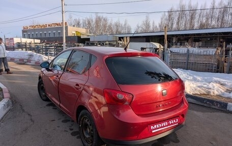 SEAT Ibiza IV рестайлинг 2, 2011 год, 350 000 рублей, 13 фотография