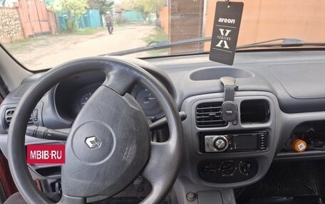 Renault Clio III, 2001 год, 120 000 рублей, 2 фотография