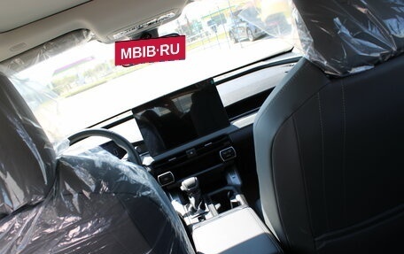 Toyota RAV4, 2025 год, 4 569 000 рублей, 26 фотография