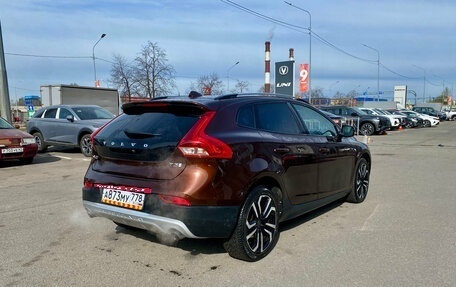 Volvo V40 Cross Country I, 2018 год, 1 449 000 рублей, 3 фотография