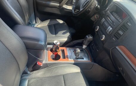 Mitsubishi Pajero IV, 2008 год, 1 050 000 рублей, 5 фотография
