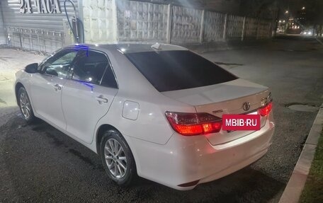 Toyota Camry, 2016 год, 2 100 000 рублей, 4 фотография