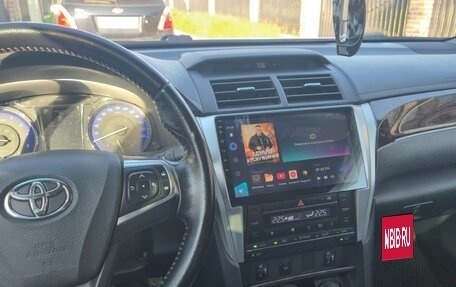Toyota Camry, 2016 год, 2 100 000 рублей, 13 фотография