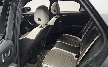 Volkswagen T-Roc I, 2022 год, 1 852 000 рублей, 9 фотография