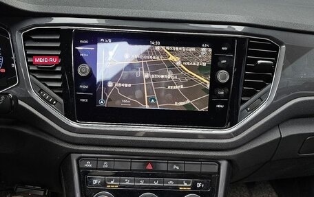 Volkswagen T-Roc I, 2022 год, 1 852 000 рублей, 11 фотография