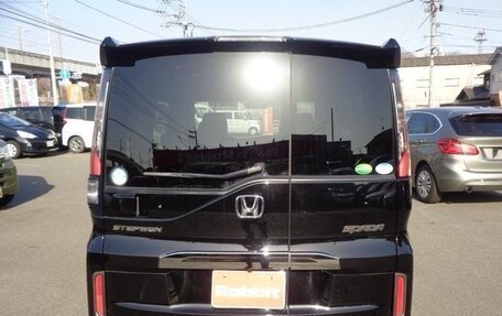 Honda Stepwgn IV, 2021 год, 1 330 000 рублей, 4 фотография