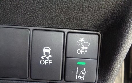 Honda Stepwgn IV, 2021 год, 1 330 000 рублей, 9 фотография