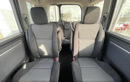 Honda Stepwgn IV, 2016 год, 1 200 000 рублей, 21 фотография