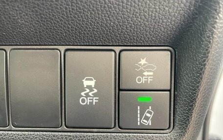 Honda Stepwgn IV, 2016 год, 1 200 000 рублей, 14 фотография