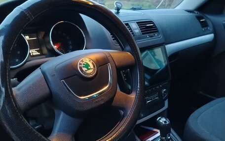 Skoda Yeti I рестайлинг, 2013 год, 660 000 рублей, 8 фотография