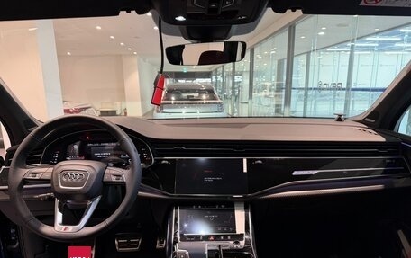Audi SQ7, 2025 год, 19 080 000 рублей, 5 фотография
