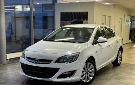 Opel Astra J, 2013 год, 899 000 рублей, 1 фотография