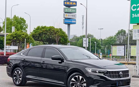 Volkswagen Passat B8 рестайлинг, 2023 год, 1 950 000 рублей, 3 фотография