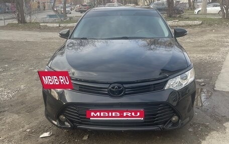 Toyota Camry, 2016 год, 2 070 000 рублей, 7 фотография