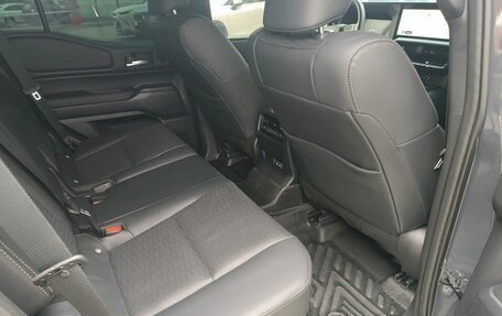 Toyota Land Cruiser Prado, 2024 год, 10 900 000 рублей, 12 фотография