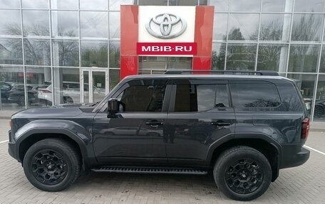 Toyota Land Cruiser Prado, 2024 год, 10 900 000 рублей, 8 фотография