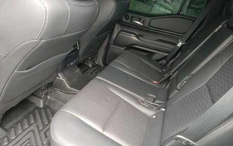 Toyota Land Cruiser Prado, 2024 год, 10 900 000 рублей, 13 фотография