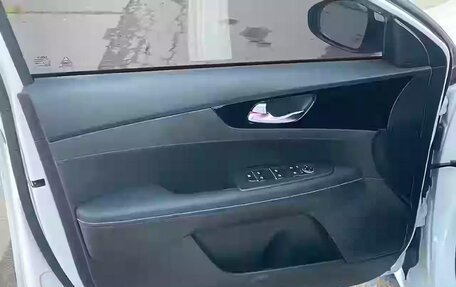 KIA K3, 2022 год, 1 780 000 рублей, 16 фотография