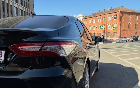 Toyota Camry, 2019 год, 2 900 000 рублей, 5 фотография