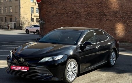 Toyota Camry, 2019 год, 2 900 000 рублей, 2 фотография