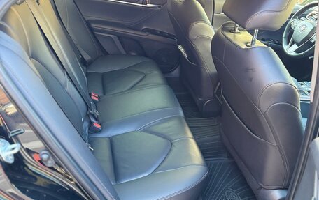 Toyota Camry, 2019 год, 2 900 000 рублей, 17 фотография