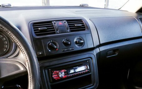 Skoda Fabia II, 2013 год, 582 000 рублей, 11 фотография