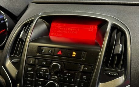 Opel Astra J, 2013 год, 899 000 рублей, 11 фотография