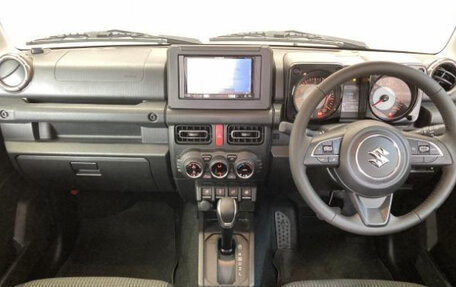 Suzuki Jimny, 2023 год, 2 130 000 рублей, 9 фотография