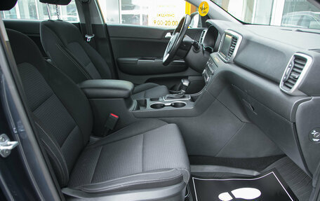 KIA Sportage IV рестайлинг, 2020 год, 2 298 000 рублей, 14 фотография