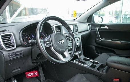 KIA Sportage IV рестайлинг, 2020 год, 2 298 000 рублей, 20 фотография