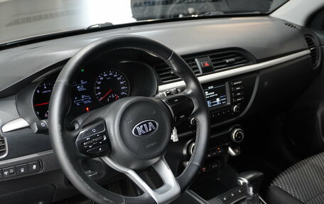 KIA Rio IV, 2018 год, 1 550 000 рублей, 10 фотография