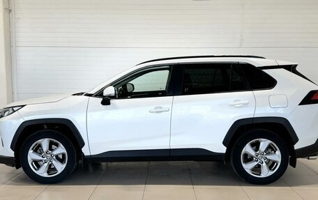 Toyota RAV4, 2020 год, 3 490 000 рублей, 5 фотография