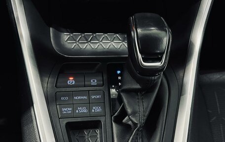 Toyota RAV4, 2020 год, 3 490 000 рублей, 12 фотография