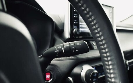 Toyota RAV4, 2020 год, 3 490 000 рублей, 15 фотография