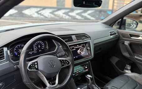 Volkswagen Tiguan II, 2021 год, 3 300 000 рублей, 10 фотография