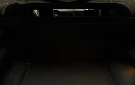 Volkswagen Tiguan II, 2021 год, 3 300 000 рублей, 14 фотография