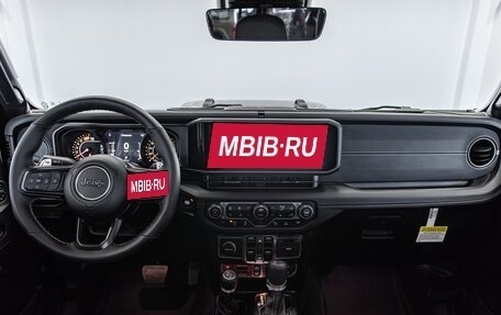 Jeep Wrangler, 2025 год, 17 750 000 рублей, 31 фотография