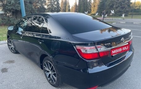 Toyota Camry, 2016 год, 1 610 000 рублей, 2 фотография