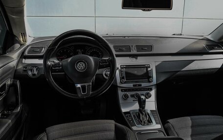 Volkswagen Passat CC I рестайлинг, 2013 год, 1 099 000 рублей, 6 фотография